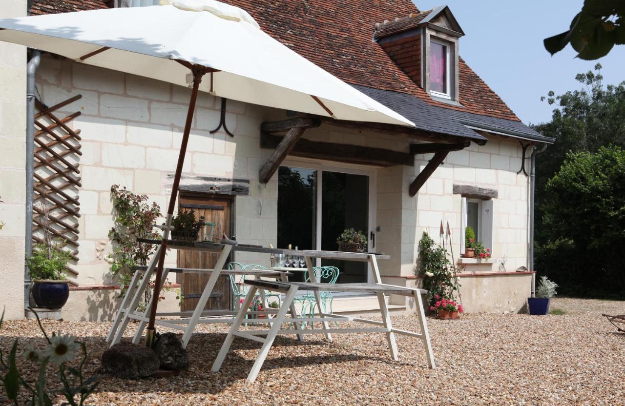 Une Maison, Un Jardin Berthenay Экстерьер фото